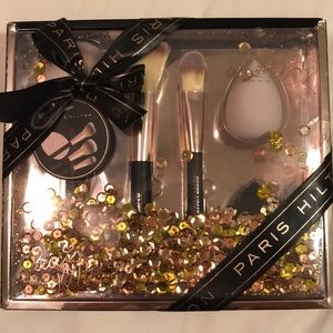 5pc Paris Hilton Makeup Brush set